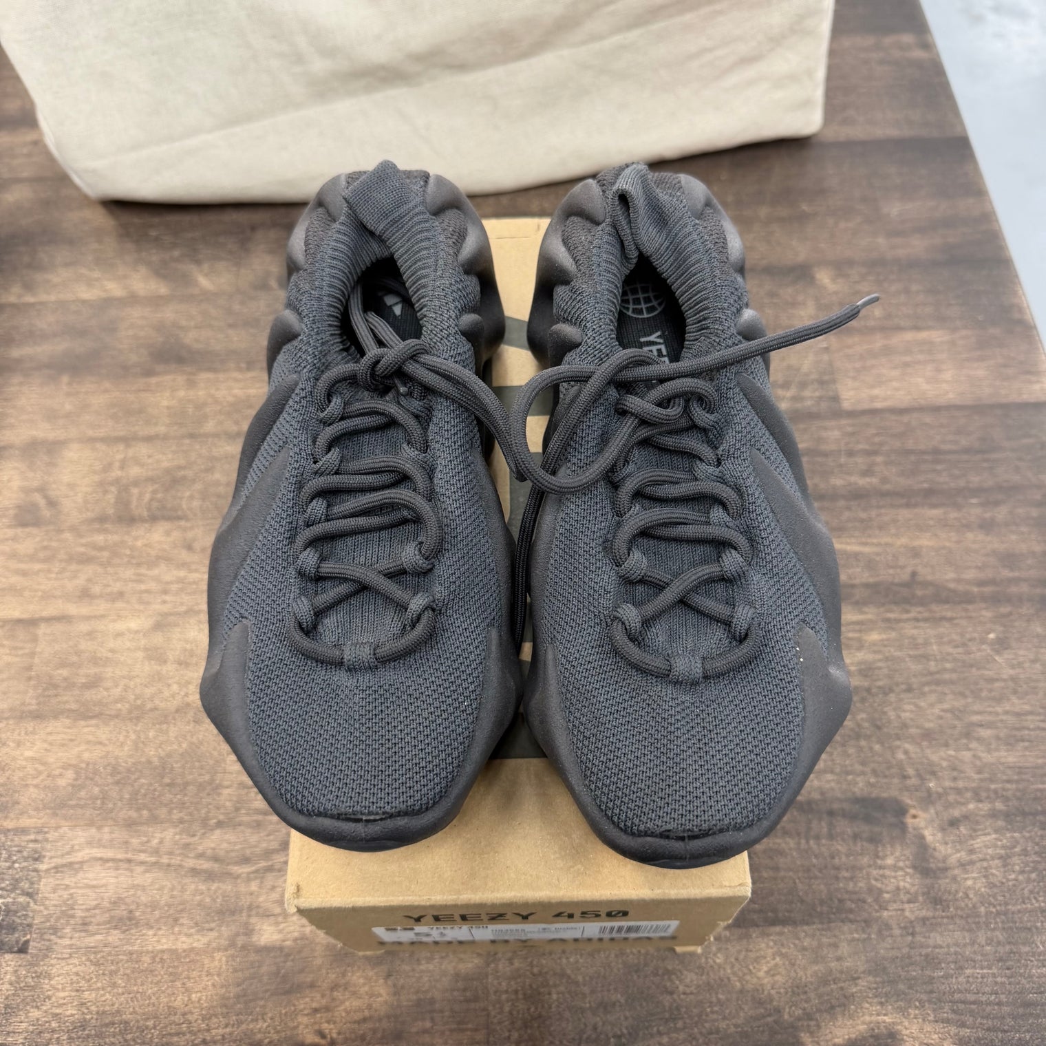 Utility Black Yeezy 450 (USED)