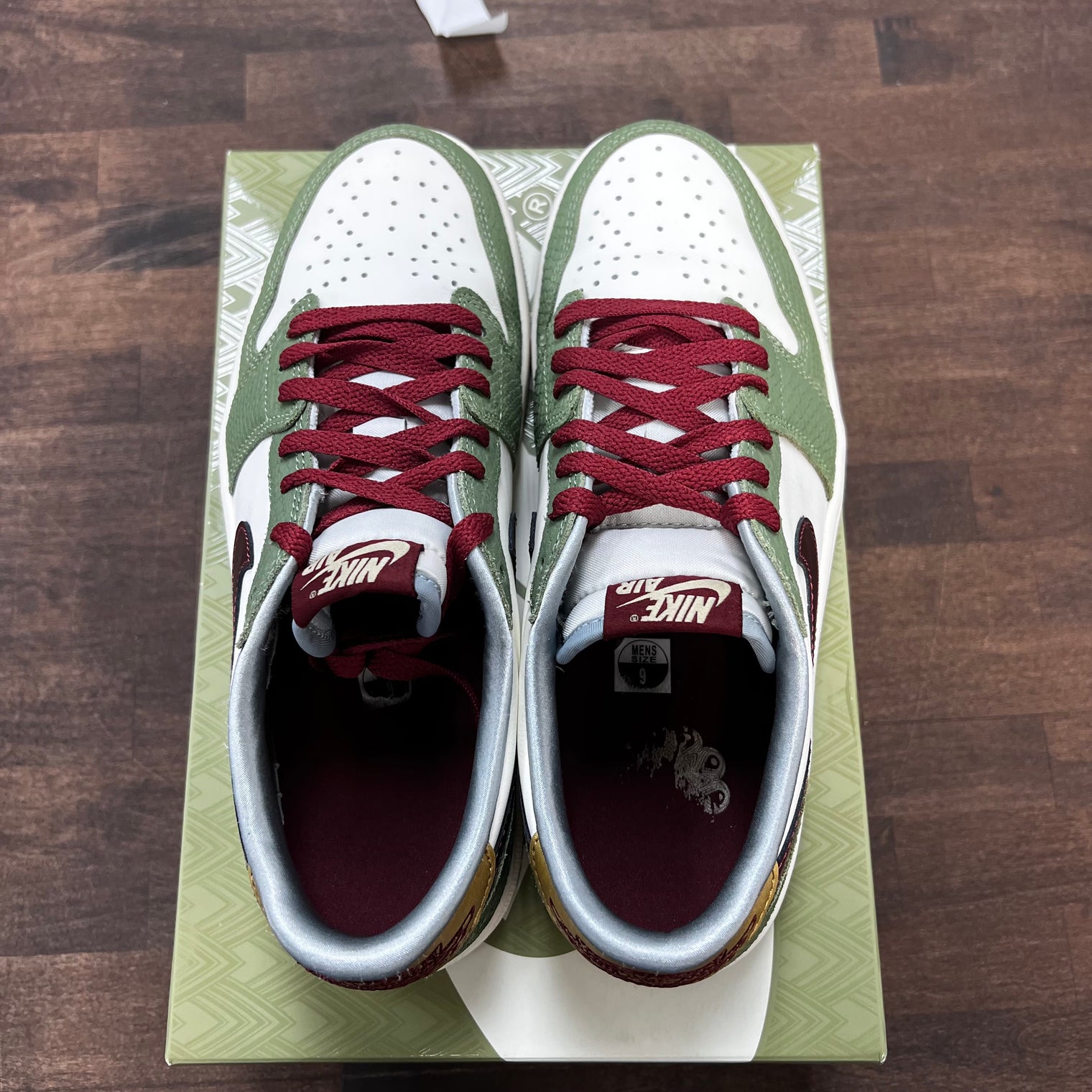 Year of the Dragon Jordan 1 Low OG (USED)