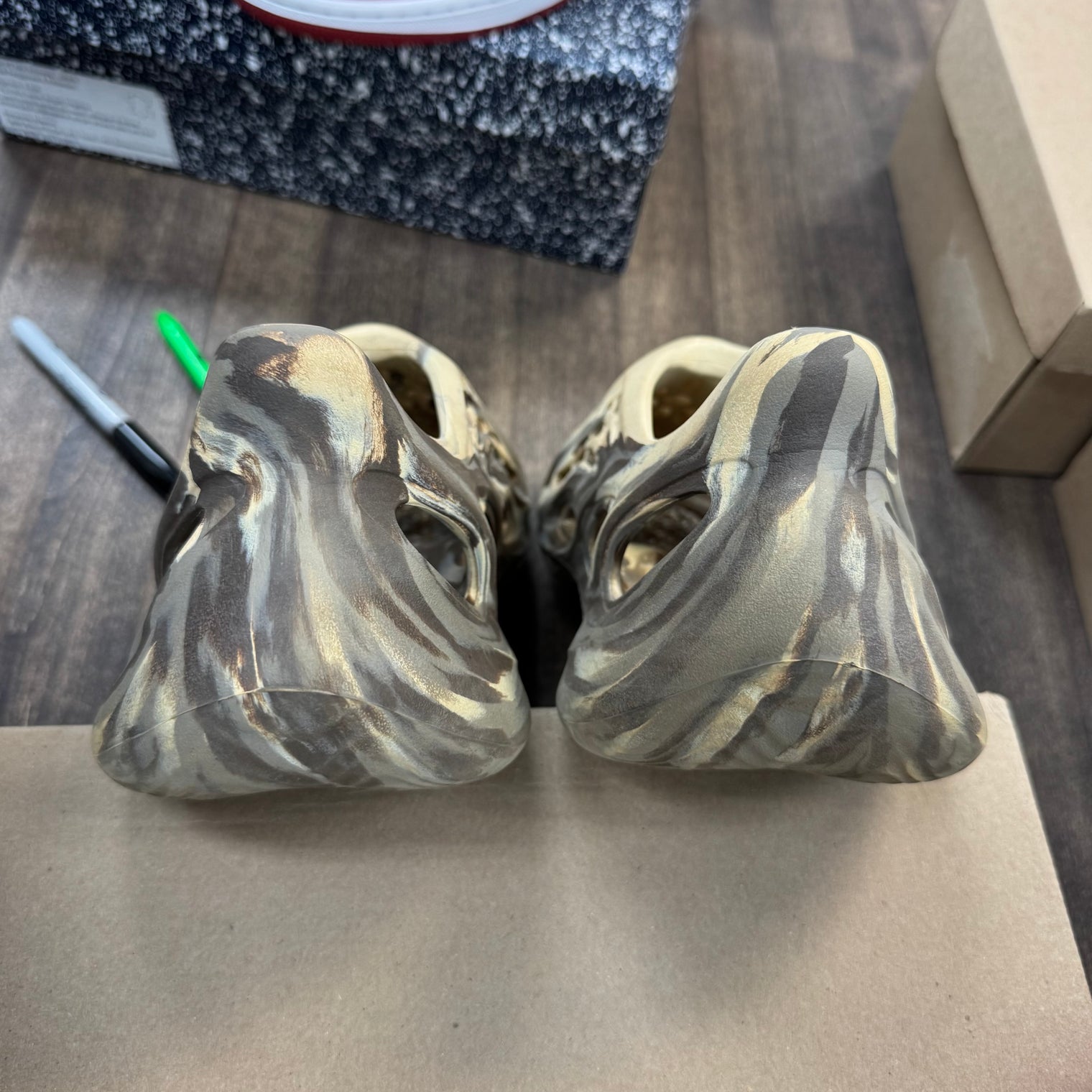 MX Cream Clay Yeezy Foam RNNR (USED, No Box)