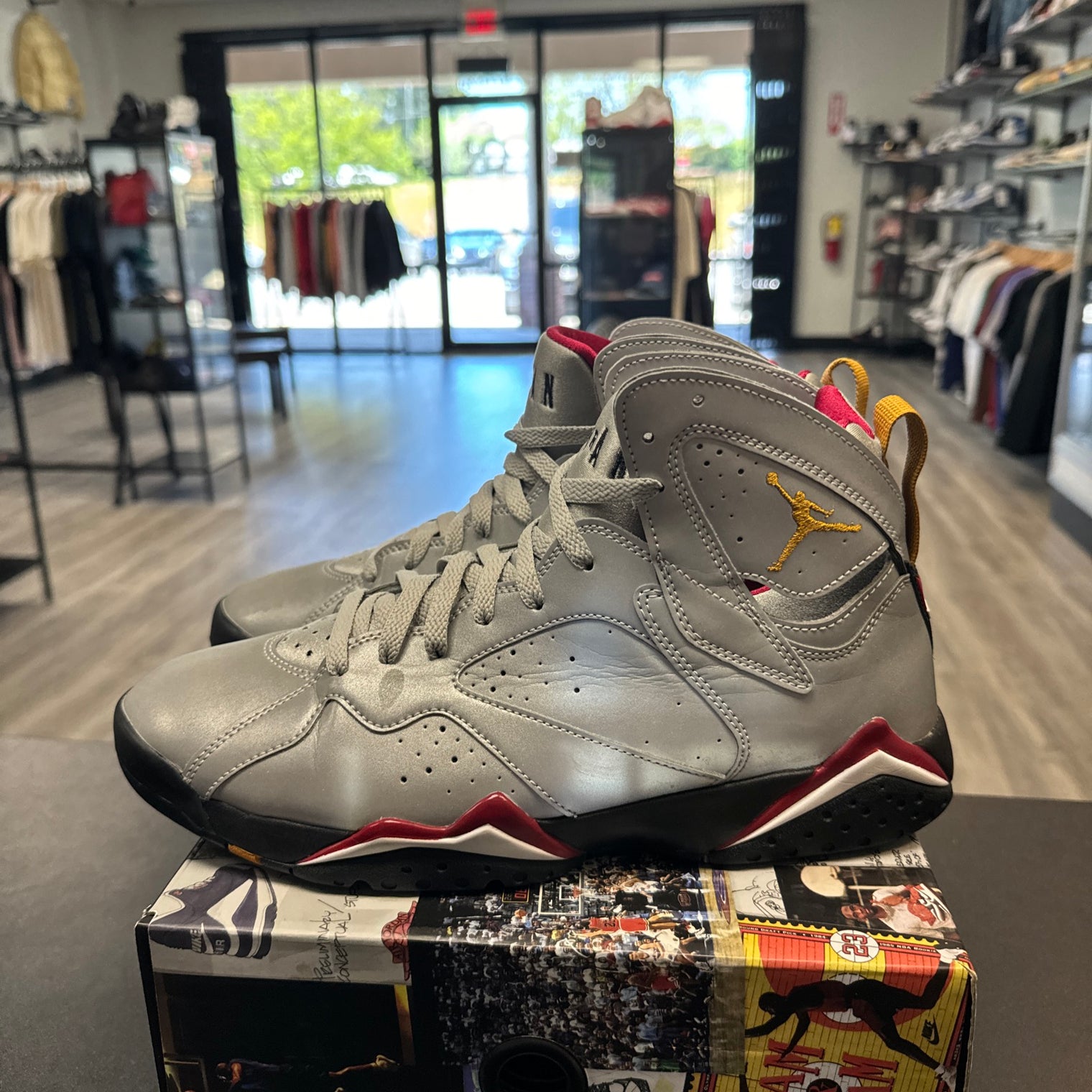 Reflections of a Champion Jordan 7 (USED)