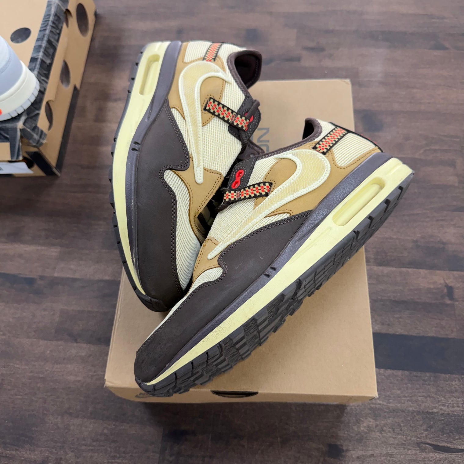 Travis Scott Cactus Jack Baroque Brown Nike Air Max 1 (USED)