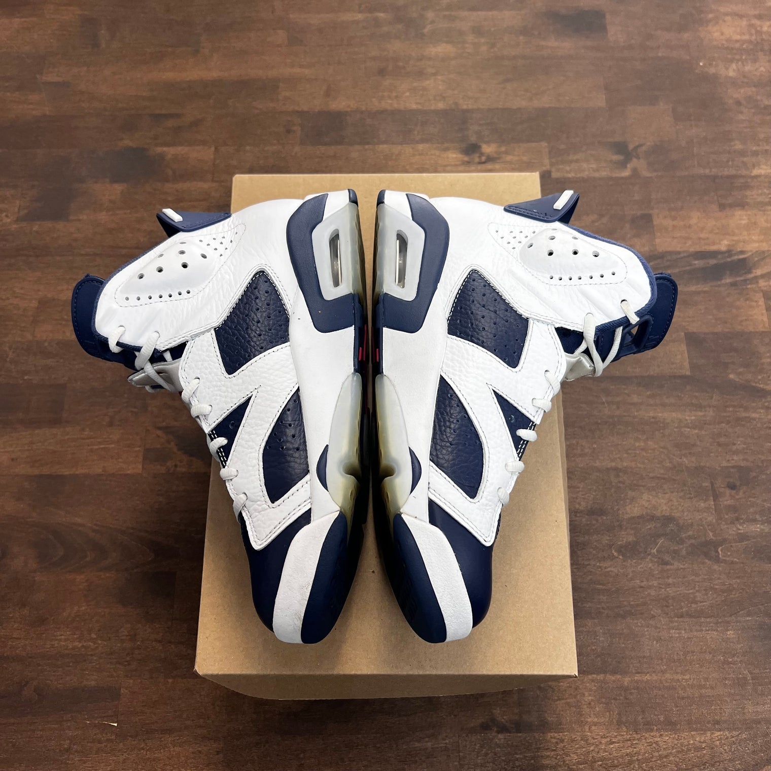 Olympic Jordan 6 (2024) (USED,No Box)