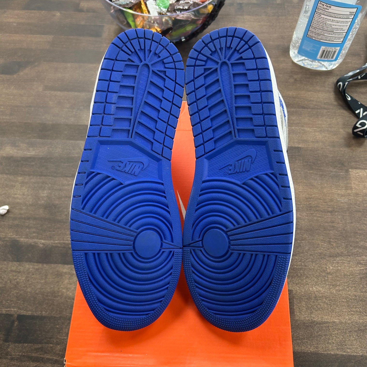 Royal Black Toe Jordan 1 Mid (USED, Replacement Box)