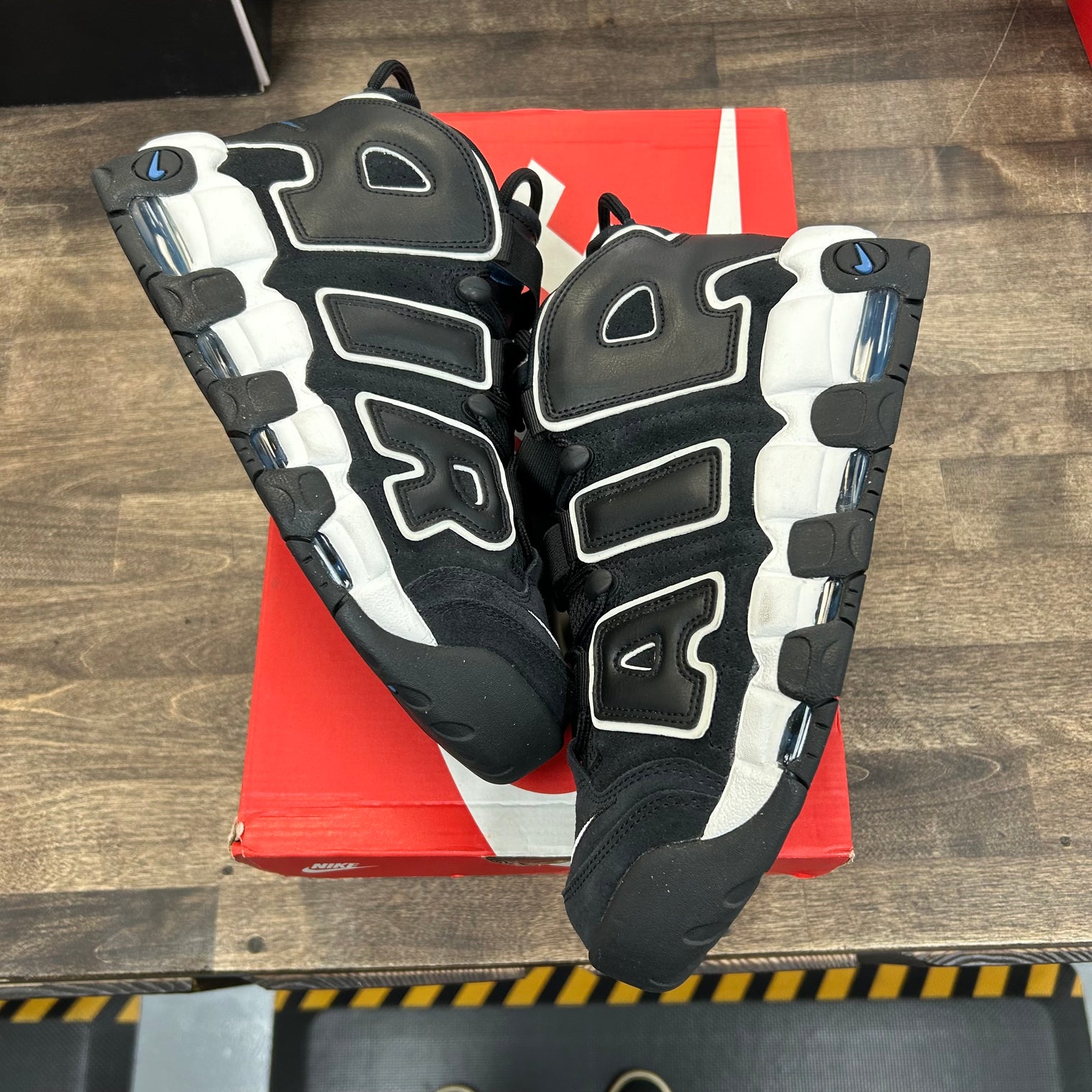 Black Star Blue Air More Uptempo 96 (USED)