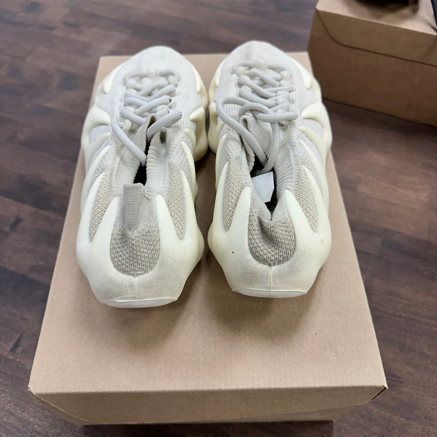 Cloud White Yeezy 450 (USED, No Box)