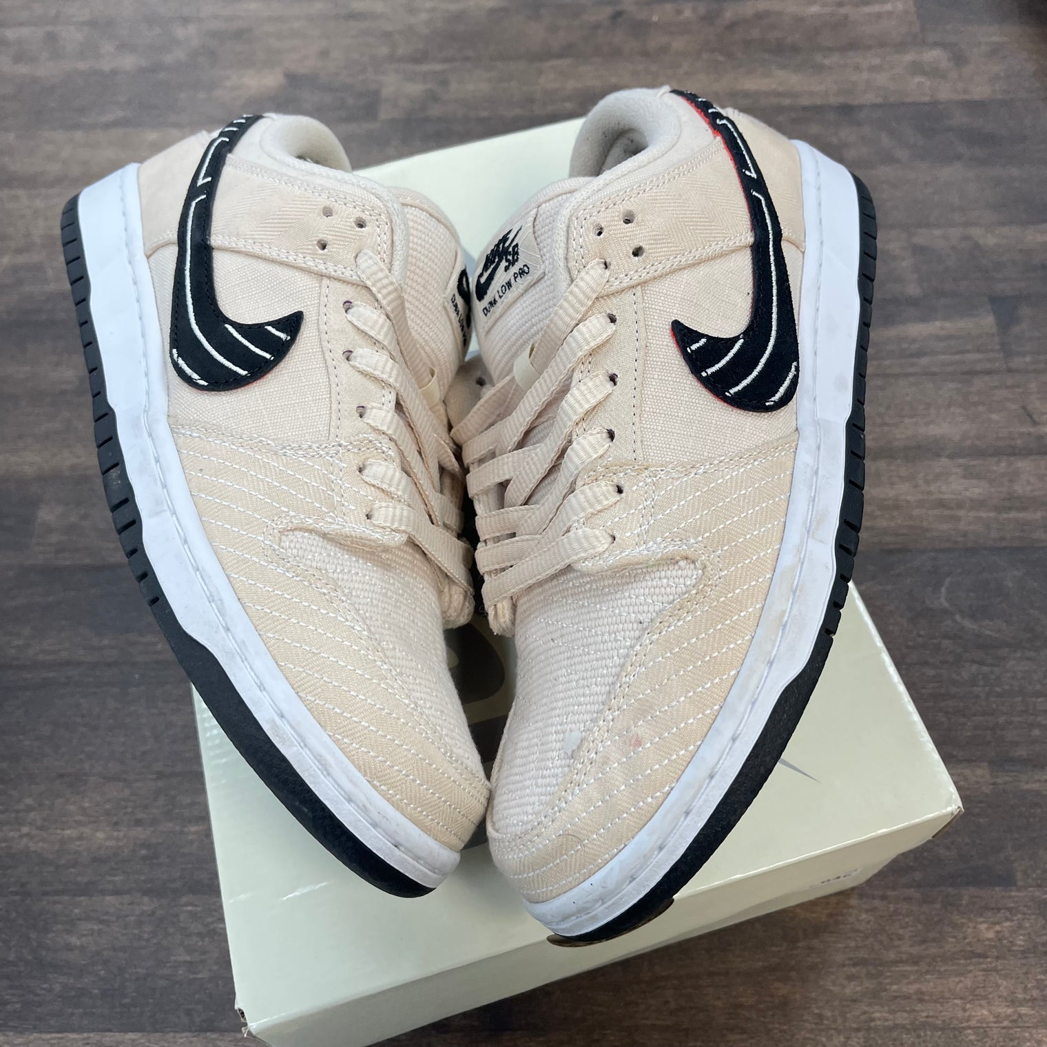 Albino & Preto Nike SB Dunk Low (USED)