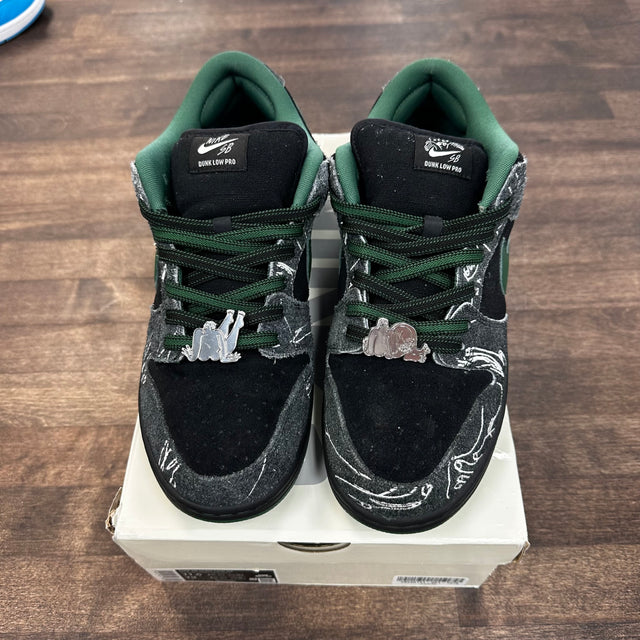 There Skateboards Nike SB Dunk Low (USED)