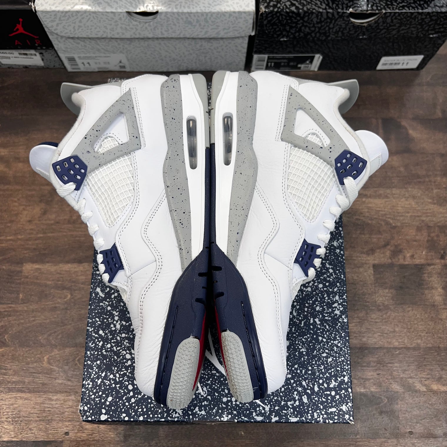 Midnight Navy Jordan 4 (USED)