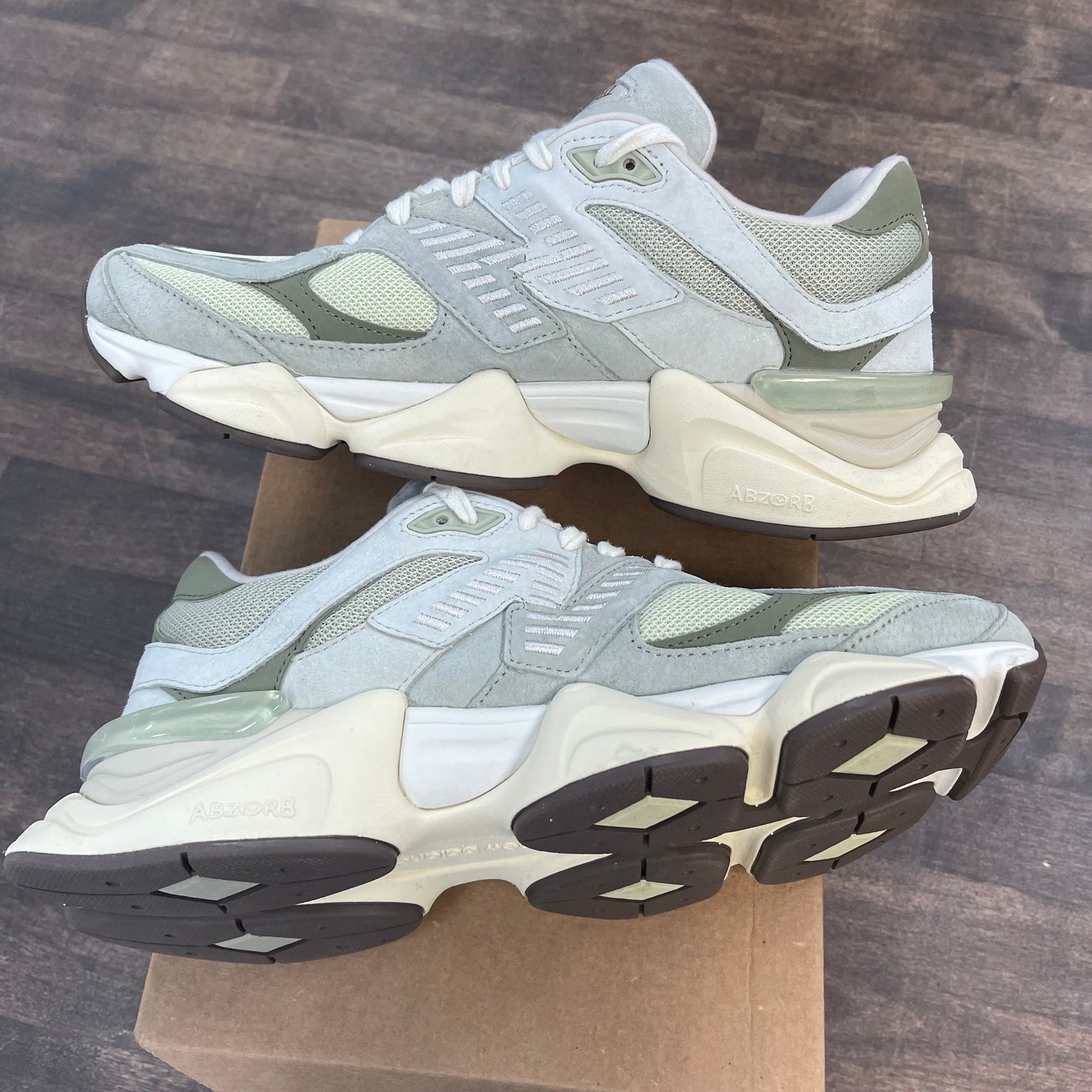 Oliveine New Balance 9060 (USED, No Box)