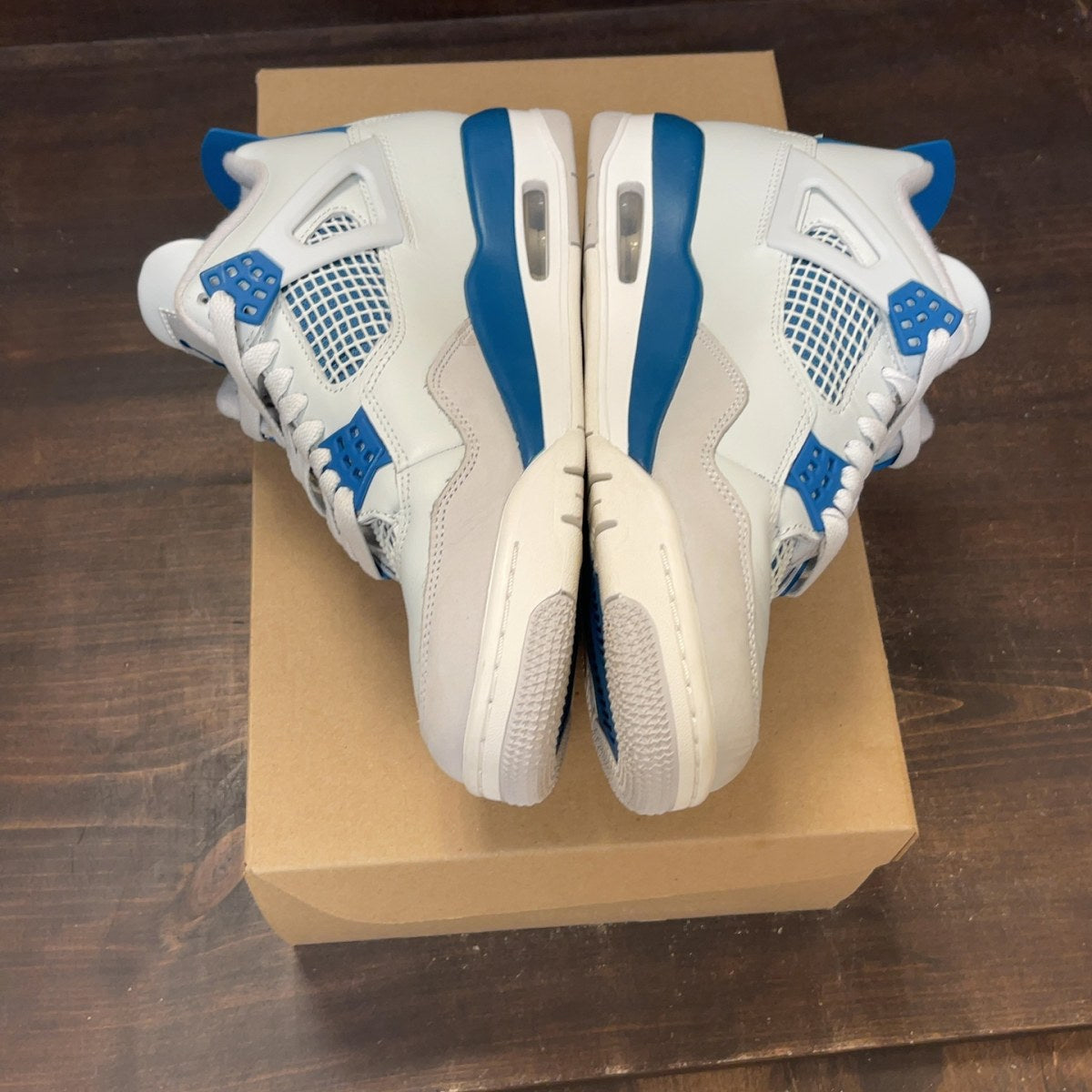 Jordan 4 Retro Military Blue (2024) Size 7.5 (Pre-Owned) - Image 4