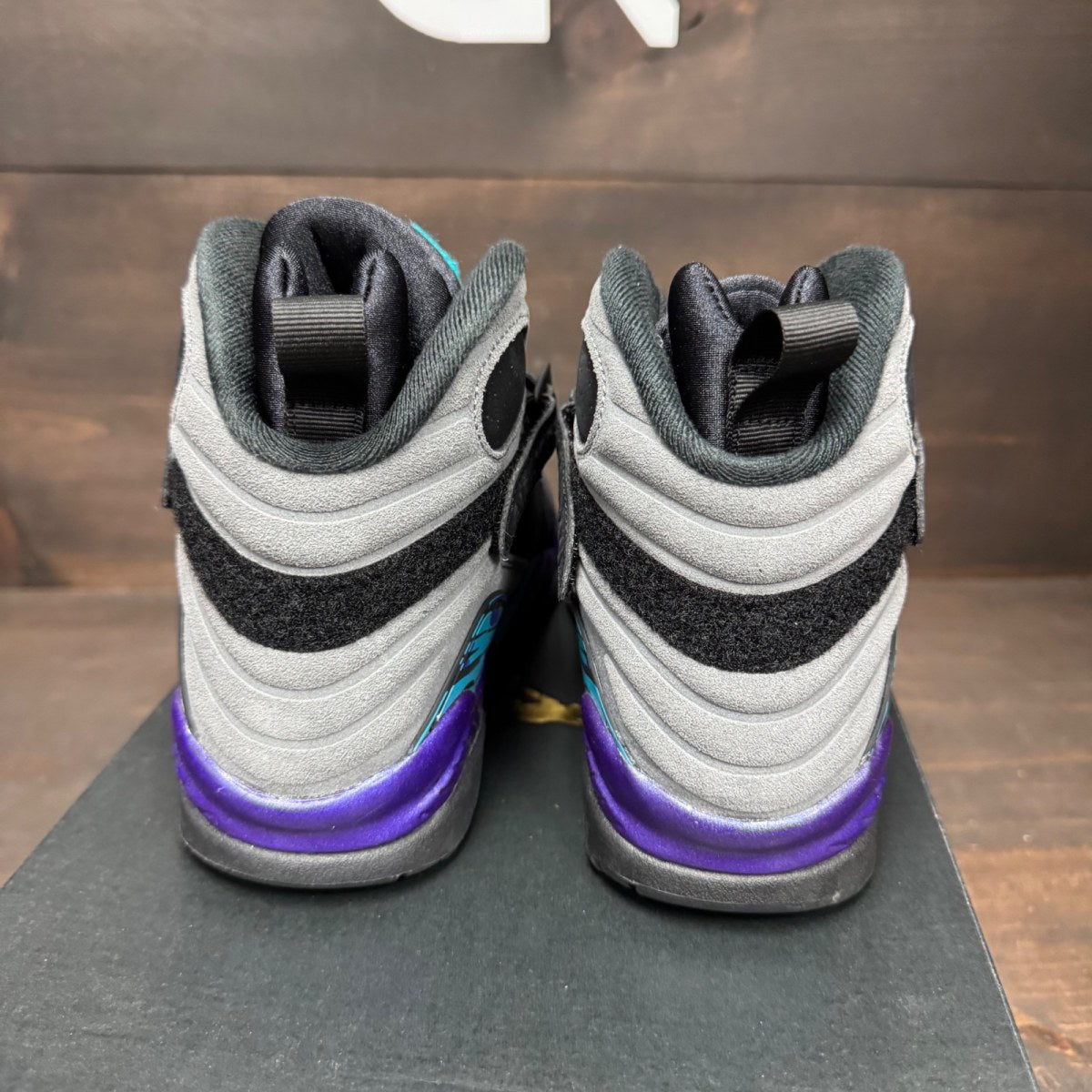 Jordan 8 Retro Aqua (2025) (GS) - Image 5