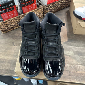 Jordan 11 Retro Cap and Gown Size 11 (Pre-Owned) - Image 2