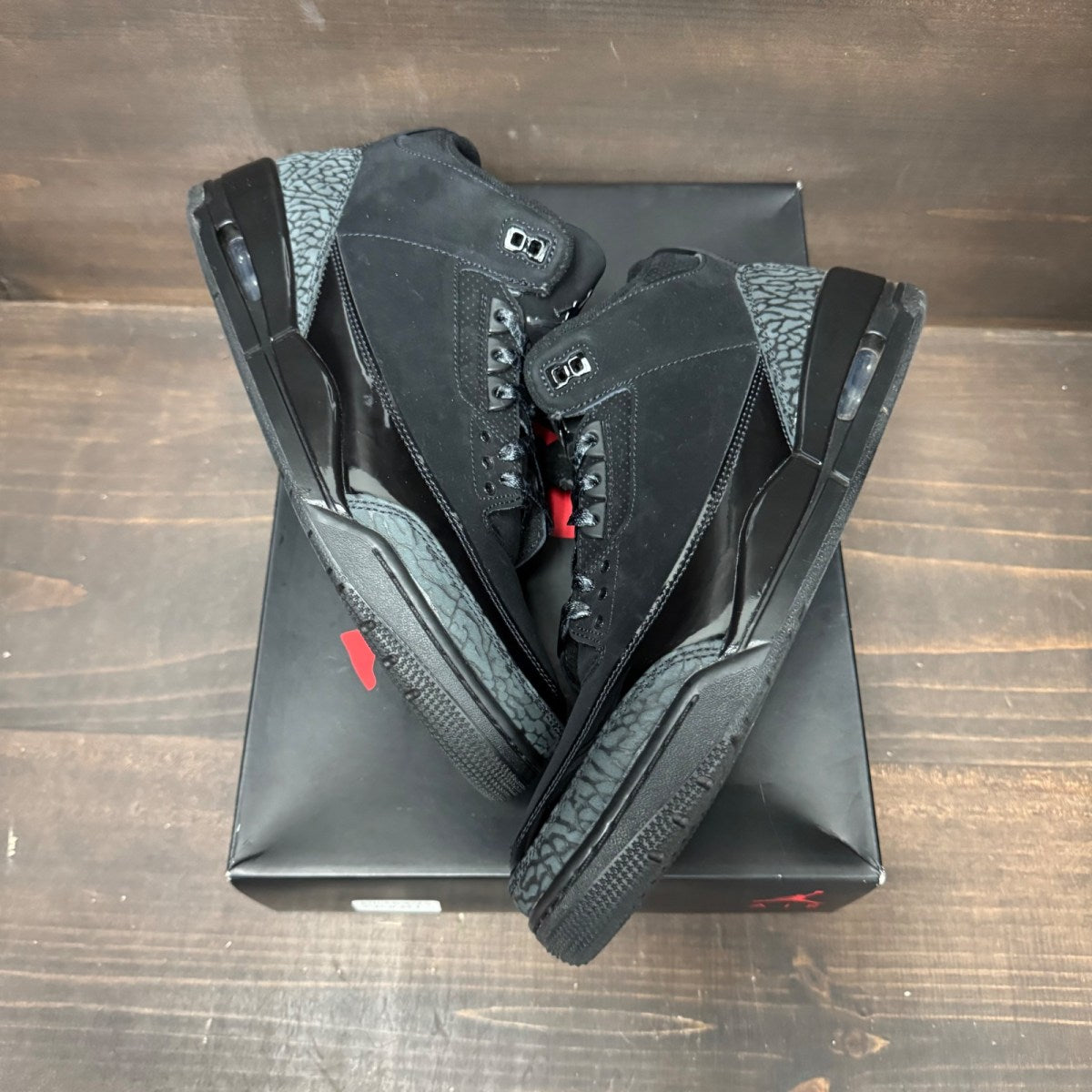 Jordan 3 Retro Black Cat (2025) Size 11.5 (Pre-Owned) - Image 2
