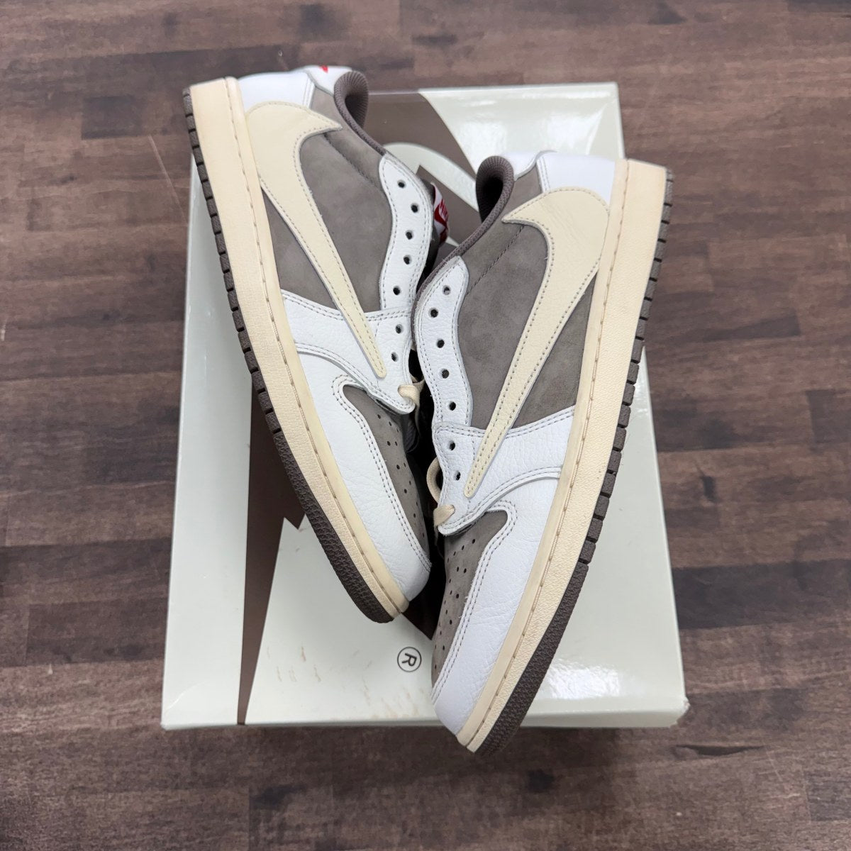 Jordan 1 Retro Low OG SP Travis Scott Reverse Mocha - Image 1