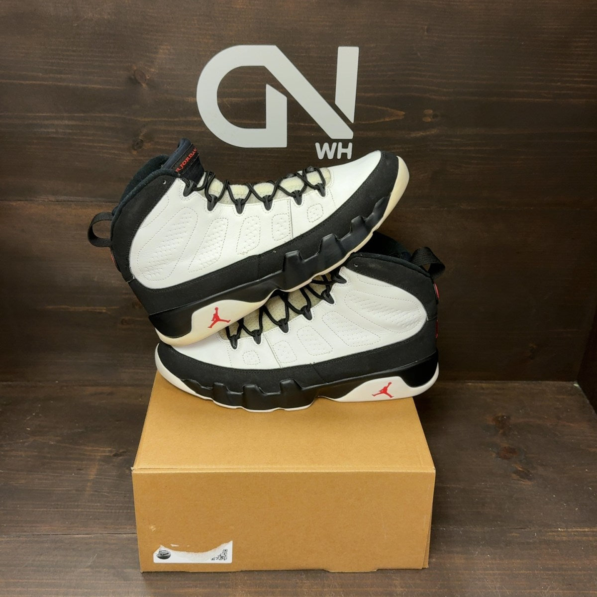 Jordan 9 Retro OG Space Jam (2026) Size 11.5 (Pre-Owned) - Image 1