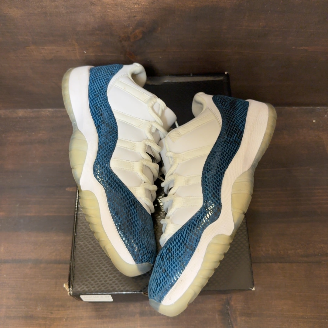 Jordan 11 Retro Low Snake Navy (2019) - Image 2