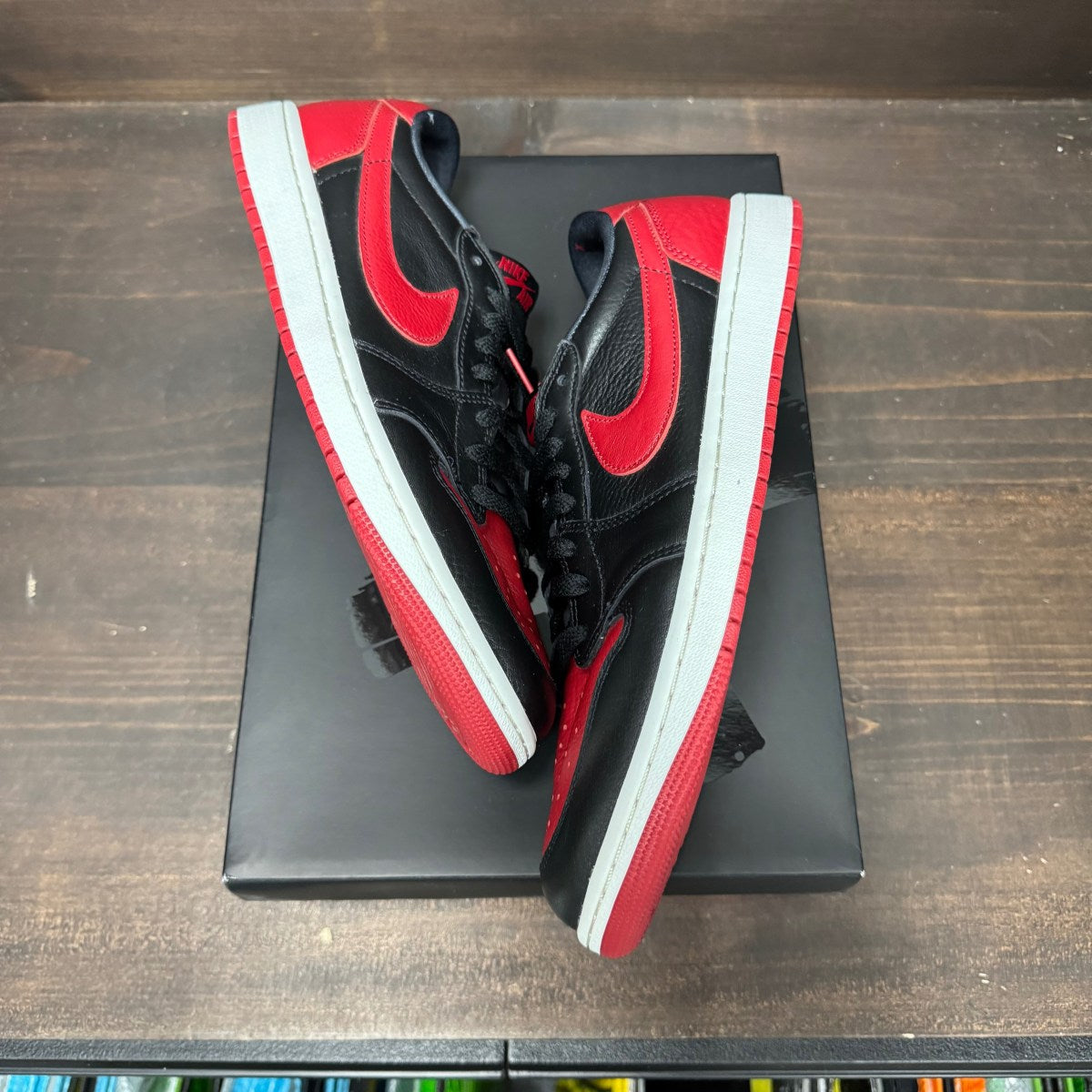 Jordan 1 Retro Low OG Banned - Image 2