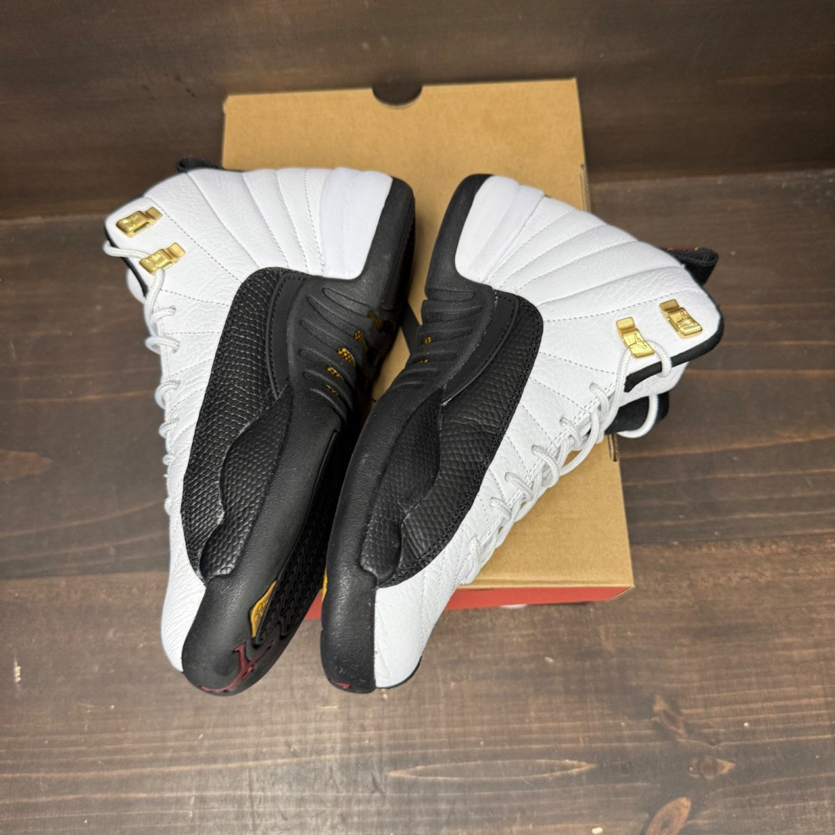 Jordan 12 Retro Taxi (2025) (GS) - Image 3