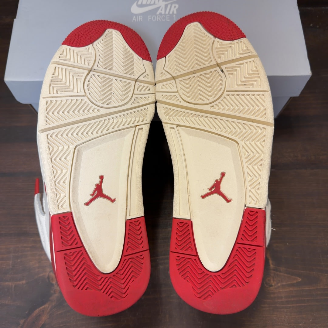 Jordan 4 Retro Valentine's Day Sierra Red (Women's) Size 10W (Pre-Owned) - Image 6