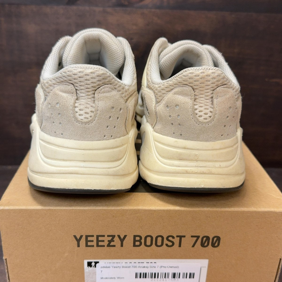 adidas Yeezy Boost 700 Analog Size 7 (Pre-Owned) - aux