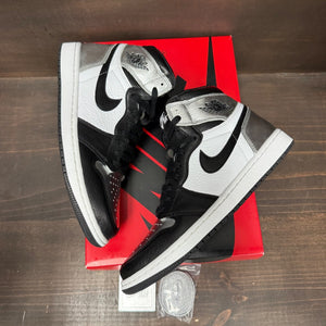 Jordan 1 Retro High Silver Toe (Women's) - Image 4