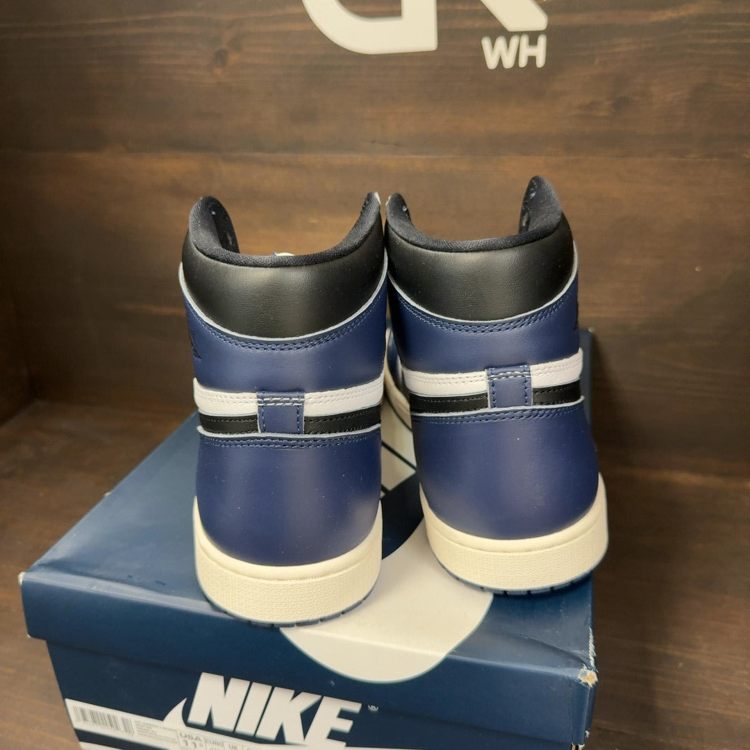 Jordan 1 Retro High OG Midnight Navy Size 11.5 (Pre-Owned)