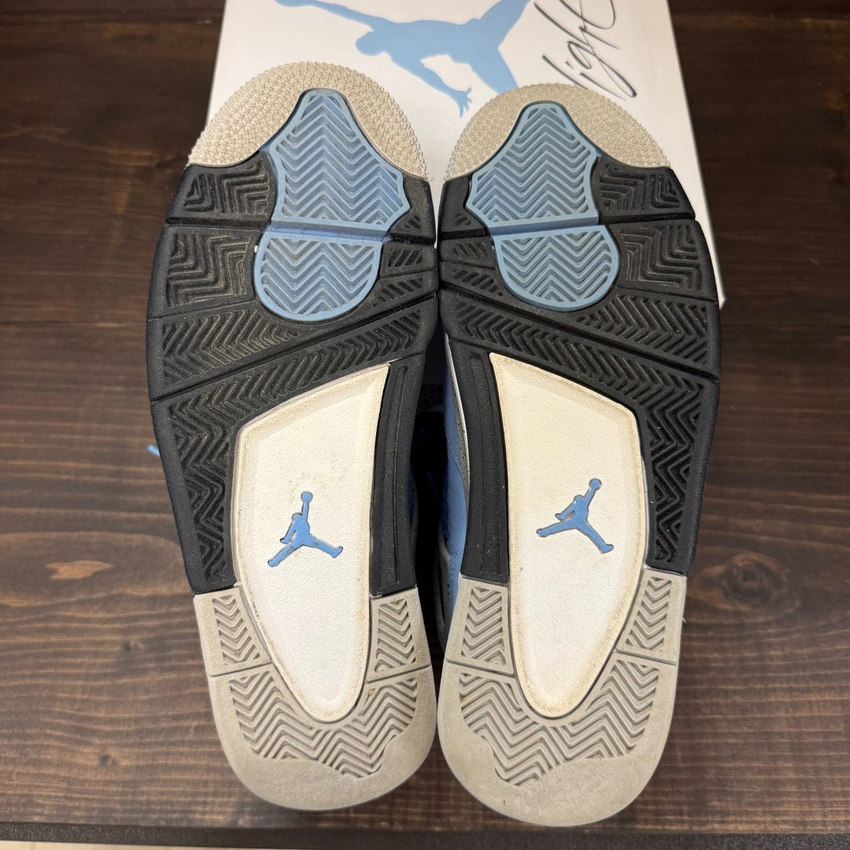 Jordan 4 Retro University Blue - Image 7