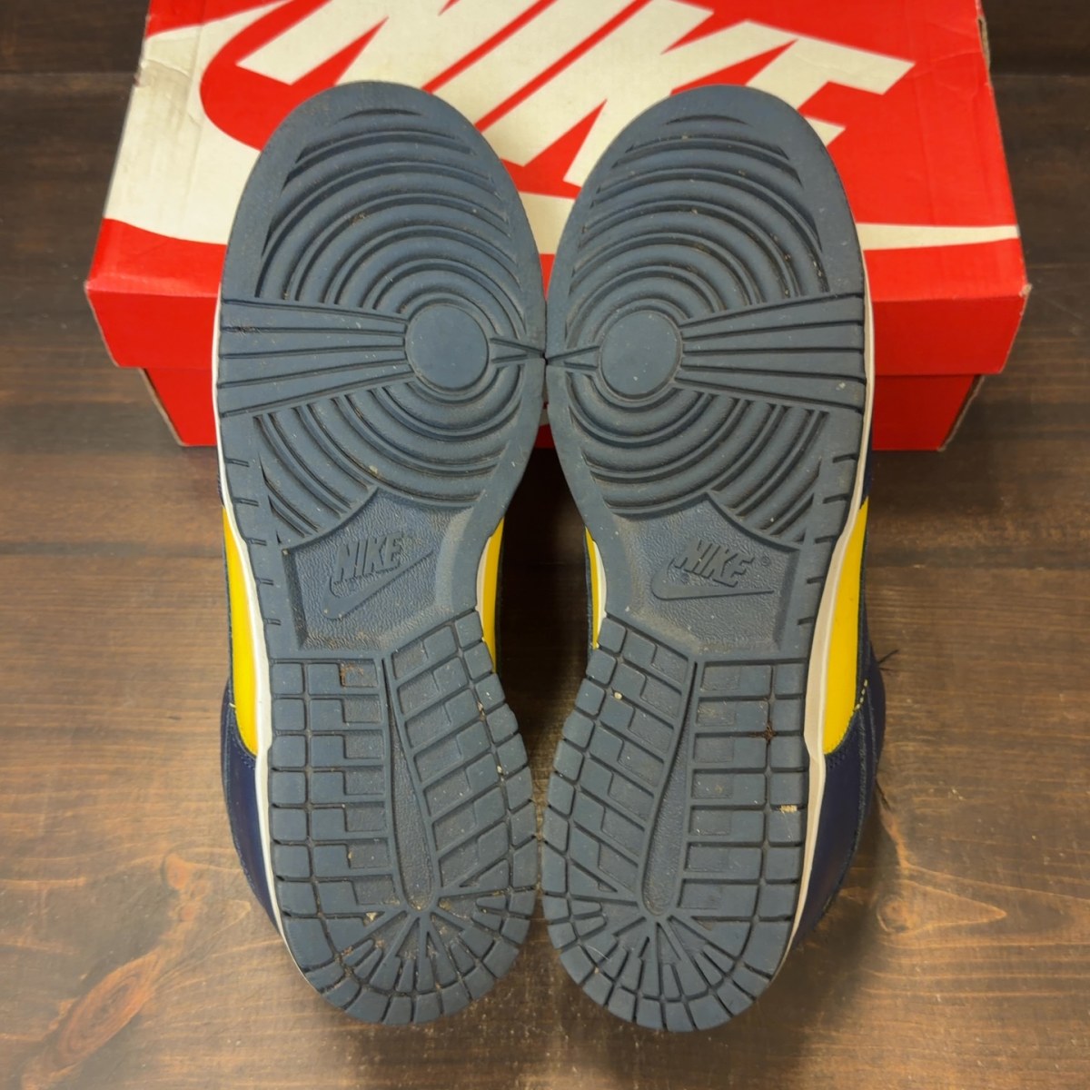 Nike Dunk Low Michigan (2021) - Image 7