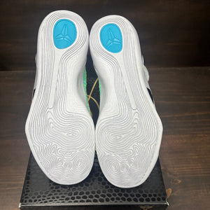 Nike Kobe 9 Elite Protro What The (2025) - Image 6