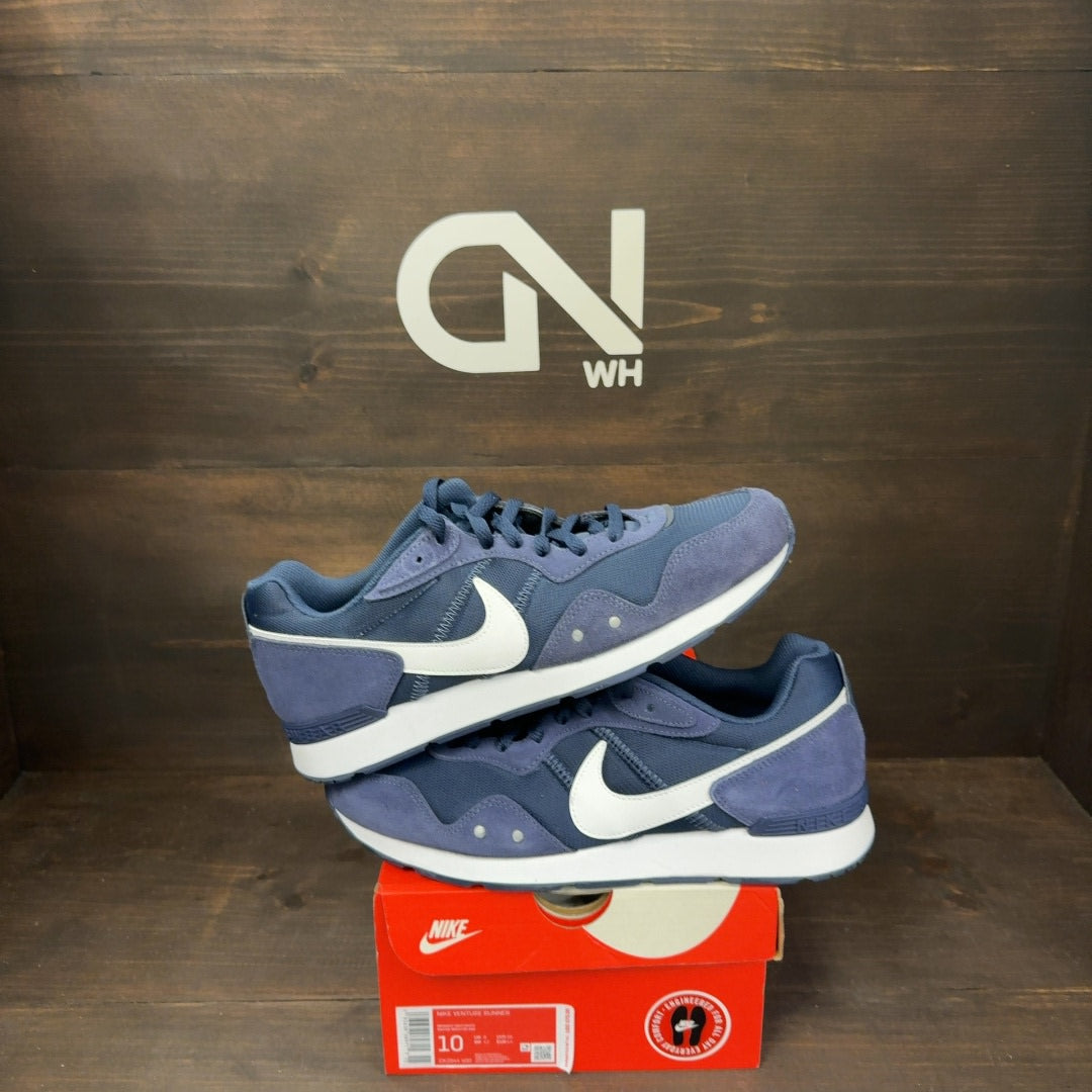 Nike Venture Runner Midnight Navy Size 10 (Pre-Owned)