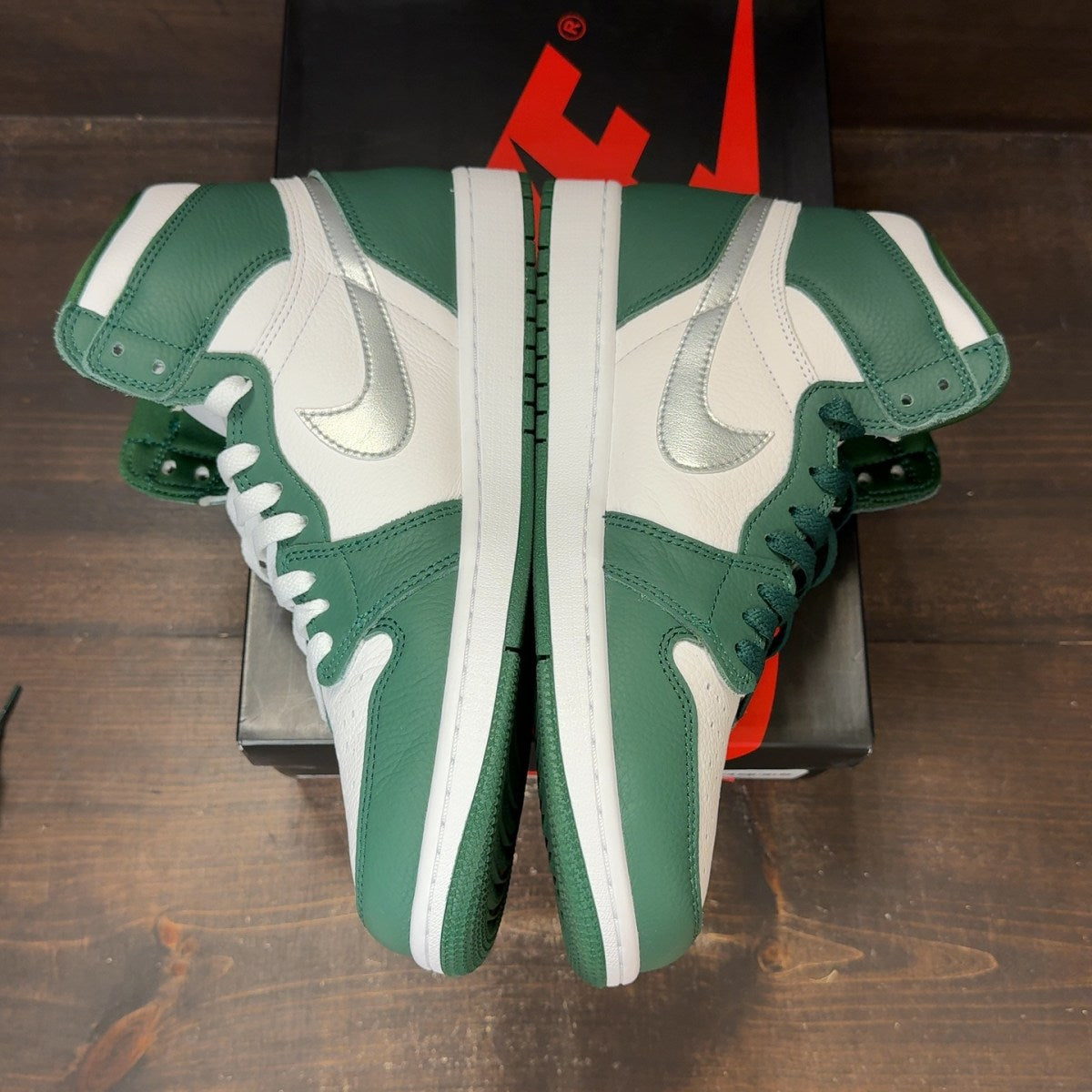 Jordan 1 Retro High OG Gorge Green Size 10.5 (Pre-Owned) - aux