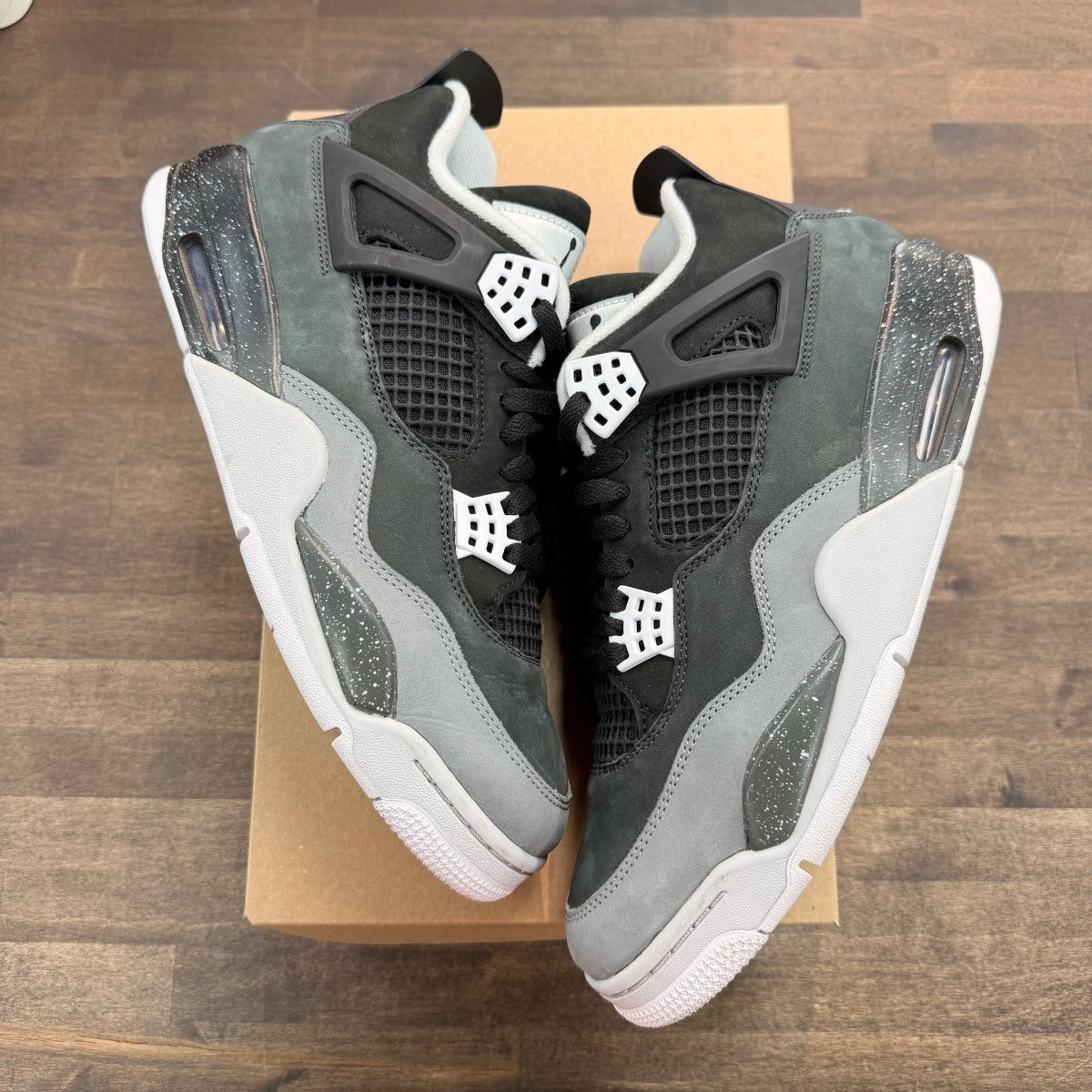Jordan 4 Retro Fear (2024) Size 10.5 (Pre-Owned) - Image 1