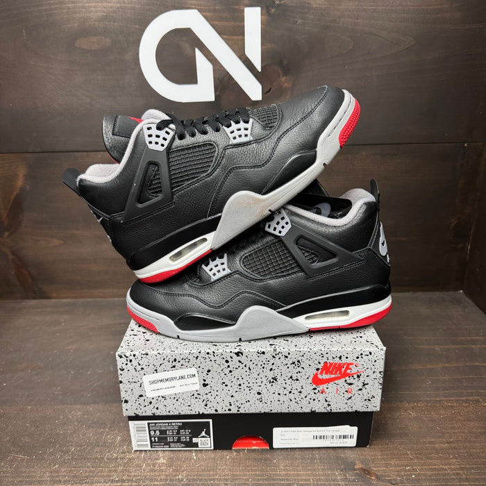 Jordan 4 Retro Bred Reimagined Size 9.5 (Pre-Owned)
