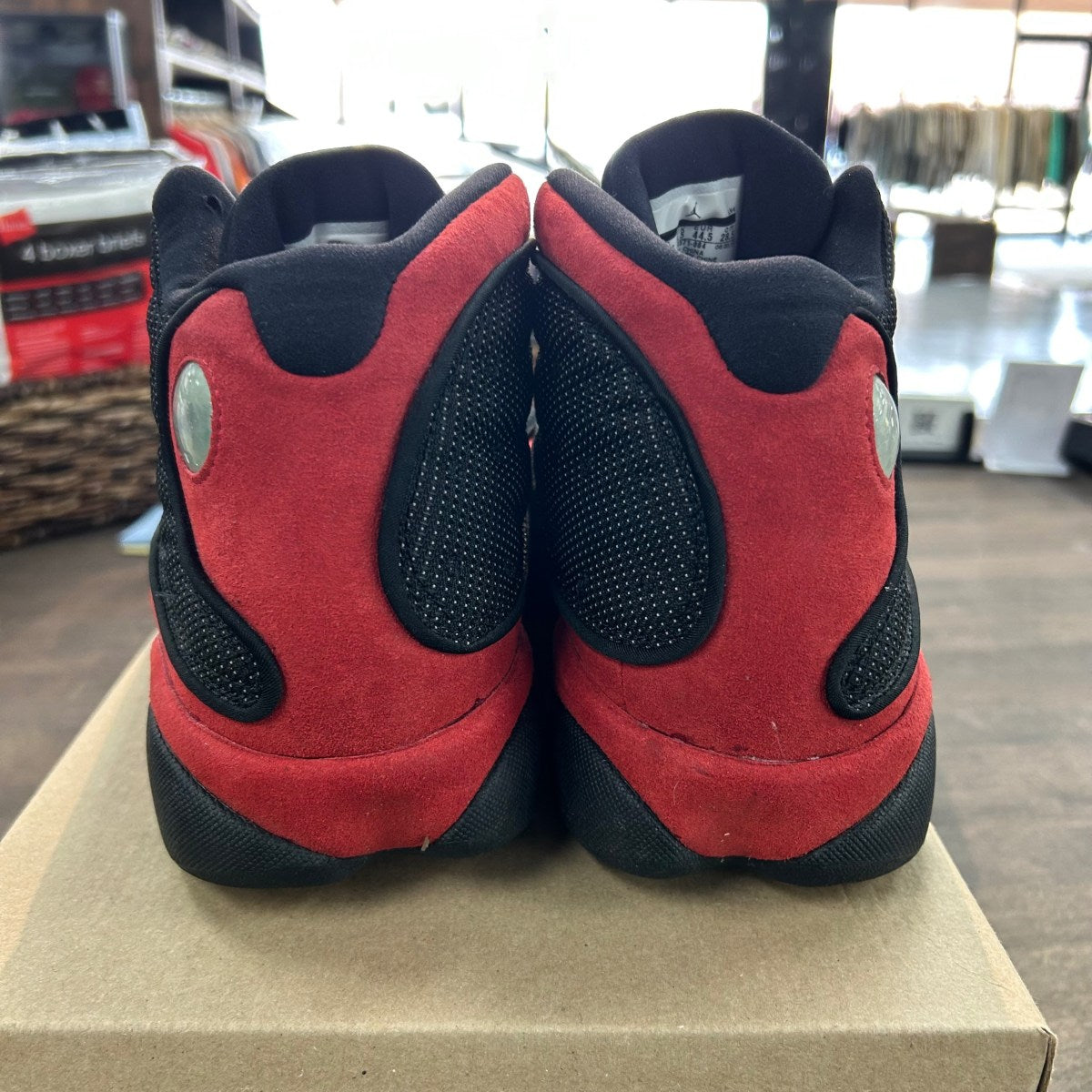 Jordan 13 Retro Bred (2017) Size 10.5 (Pre-Owned) - Image 4