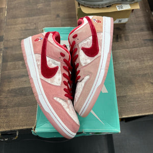 Nike SB Dunk Low StrangeLove Skateboards - Image 1