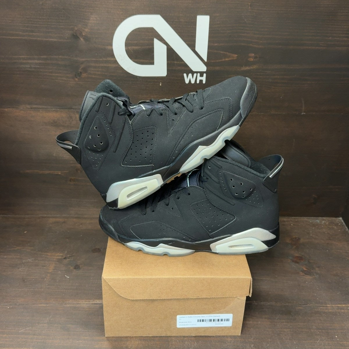Jordan 6 Retro Chrome Size 11 (Pre-Owned) - Image 1