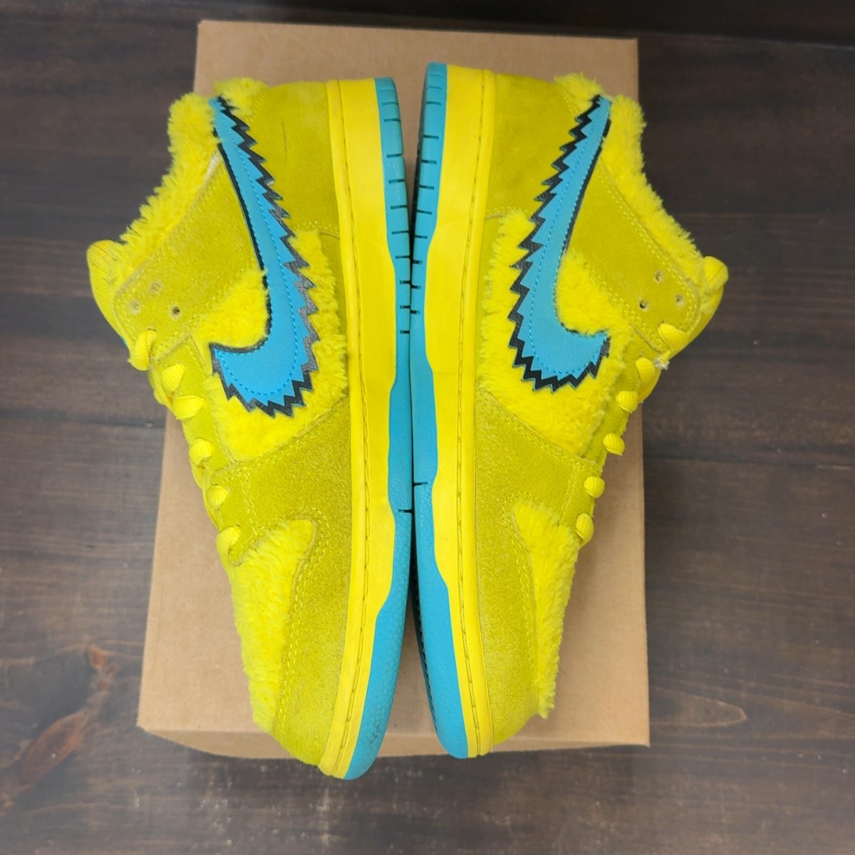 Nike SB Dunk Low Grateful Dead Bears Opti Yellow Size 10 (Pre-Owned) - Image 4