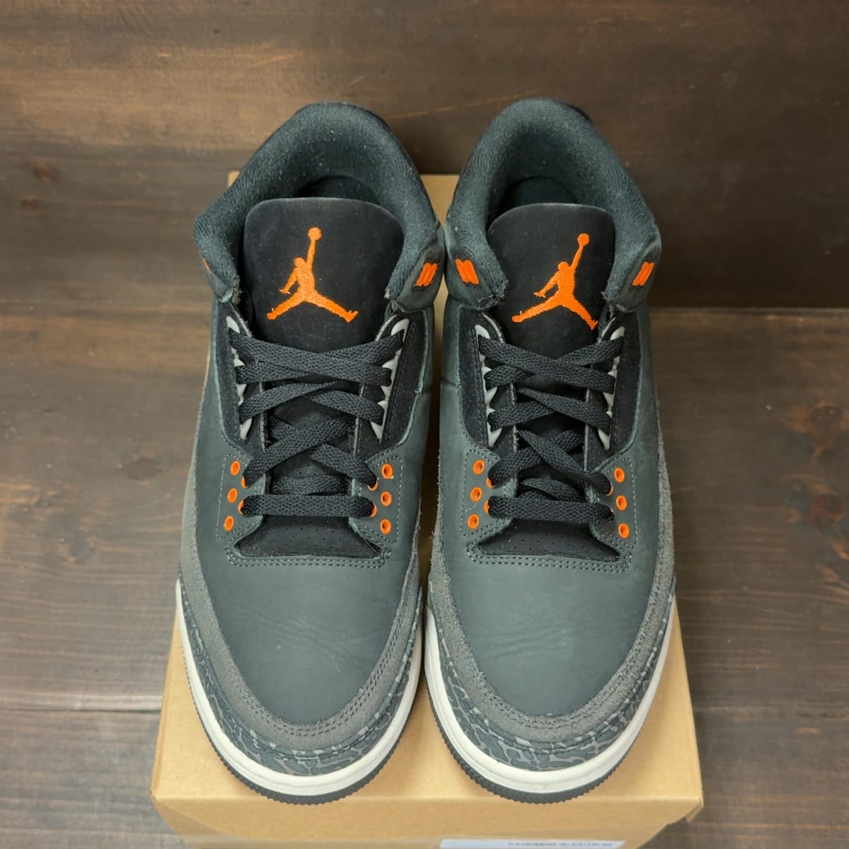 Jordan 3 Retro Fear Pack (2023) Size 10 (Pre-Owned) - tag