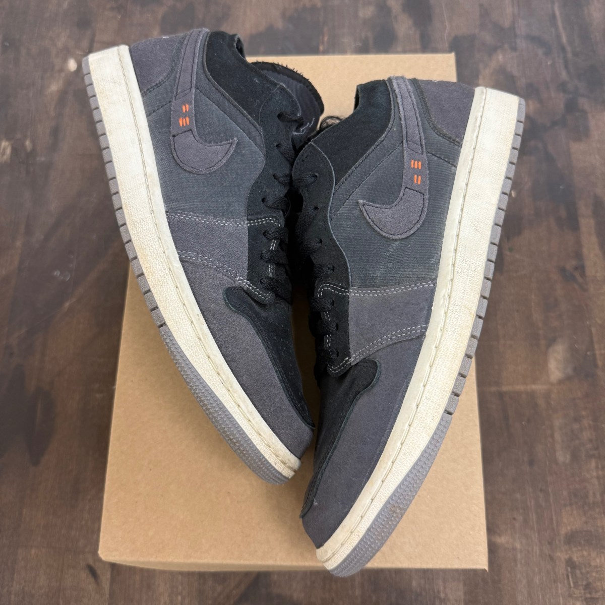 Jordan 1 Low SE Crater Black Grey Size 9.5 (Pre-Owned) - Image 1