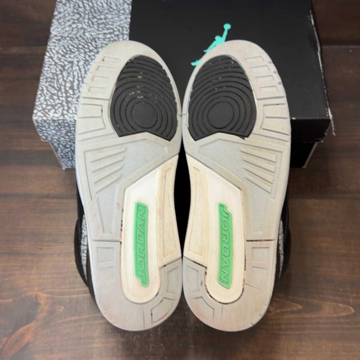 Jordan 3 Retro Green Glow - Image 6