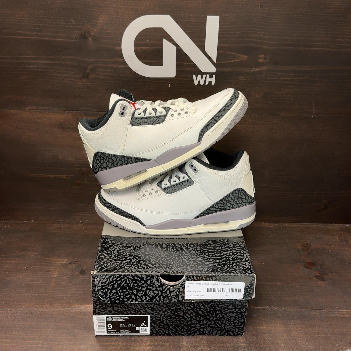 Jordan 3 Retro Cement Grey Size 9 (Pre-Owned) - front