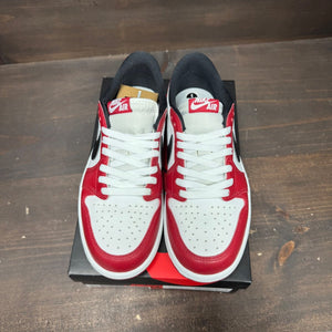 Jordan 1 Retro Low OG Chicago (2025) Size 8 (Pre-Owned) - side