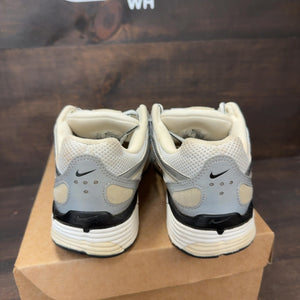 Nike P-6000 Coconut Milk Metallic Silver (Women's) Size 7W (Pre-Owned) - Image 4