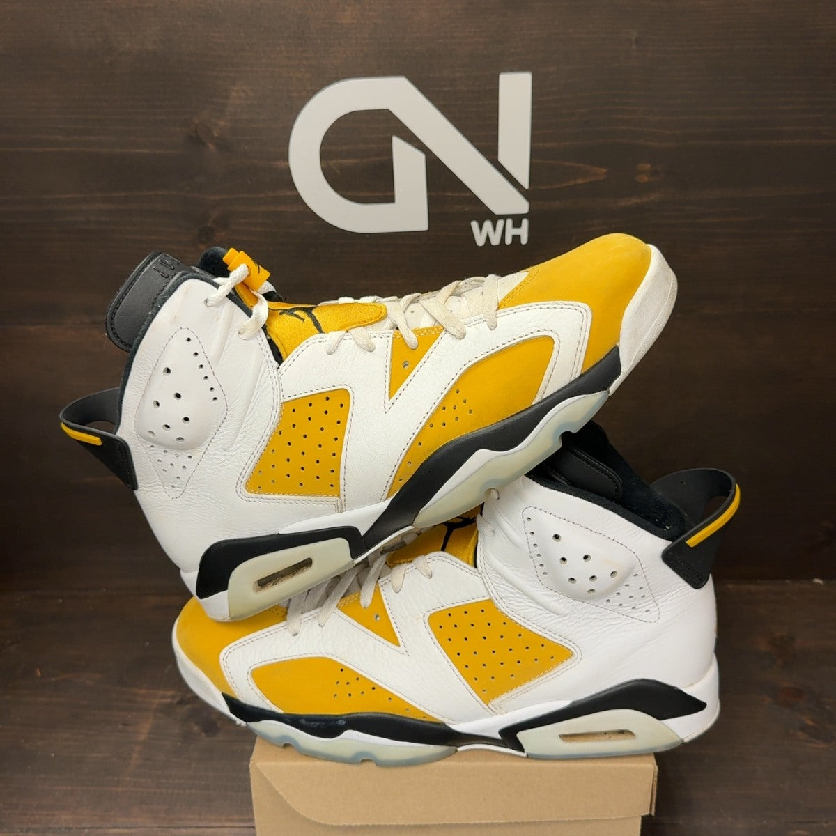 Jordan 6 Retro Yellow Ochre Size 13 (Pre-Owned) - Image 1