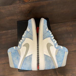 Jordan 1 Retro High OG Hyper Royal - Image 5