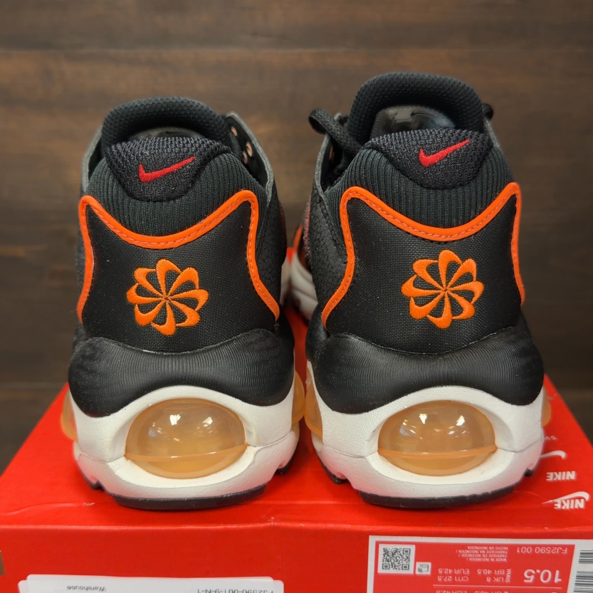 Nike Air Max TW SE Black Orange Summit - Image 5