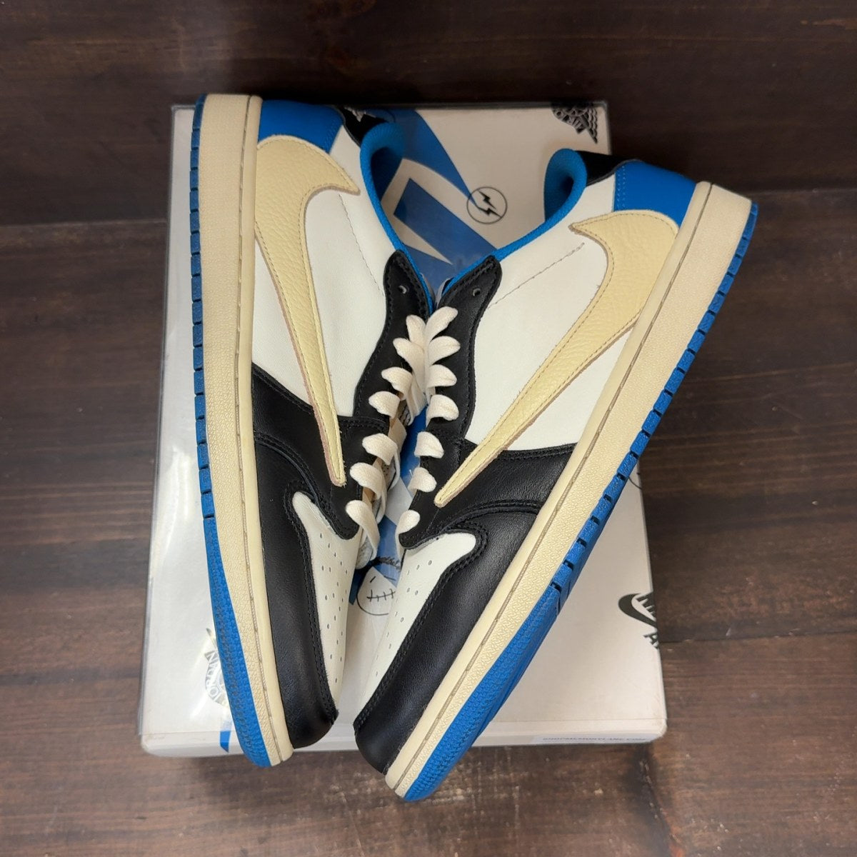 Jordan 1 Retro Low OG SP Fragment x Travis Scott - Image 2