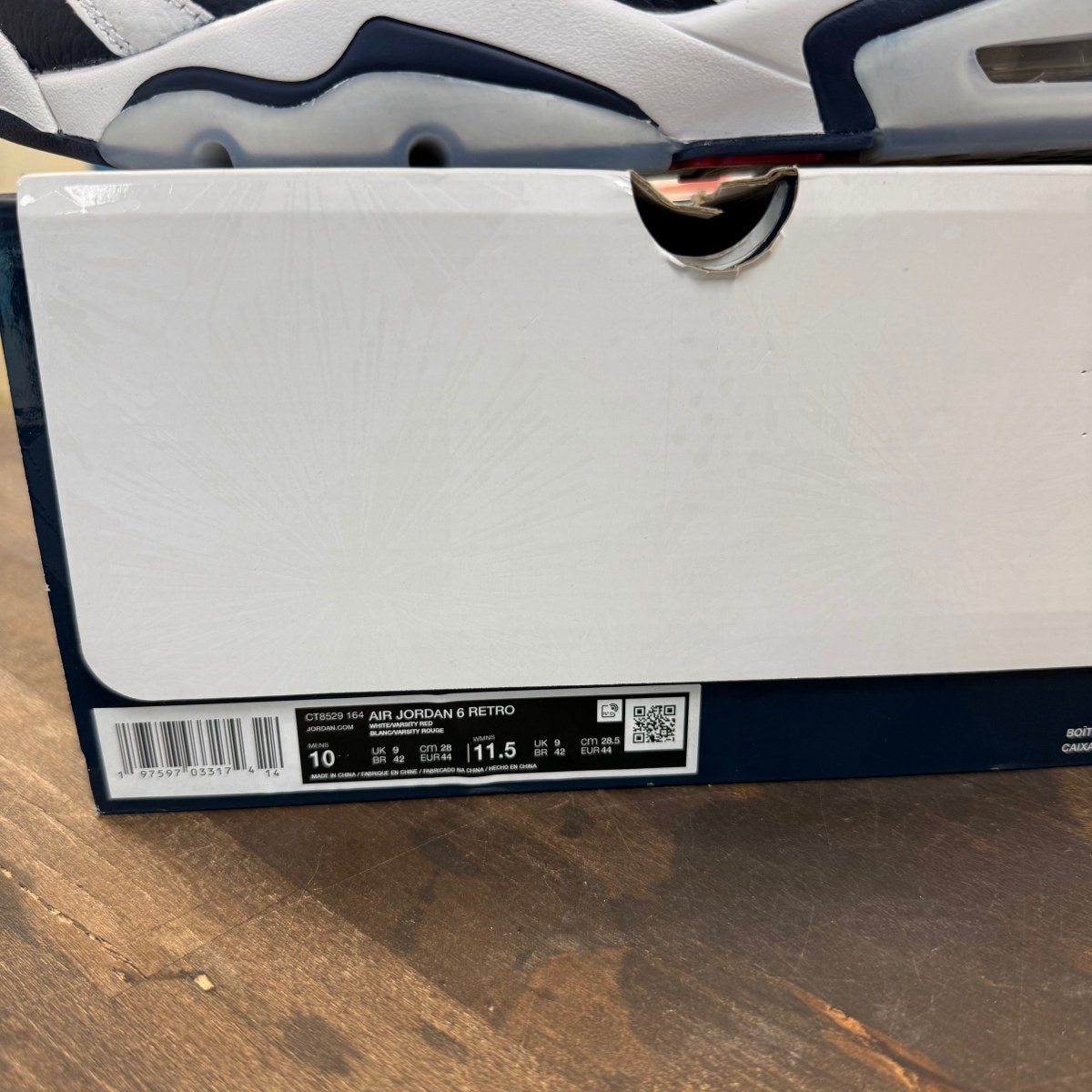 Jordan 6 Retro Olympic (2024) - Image 6