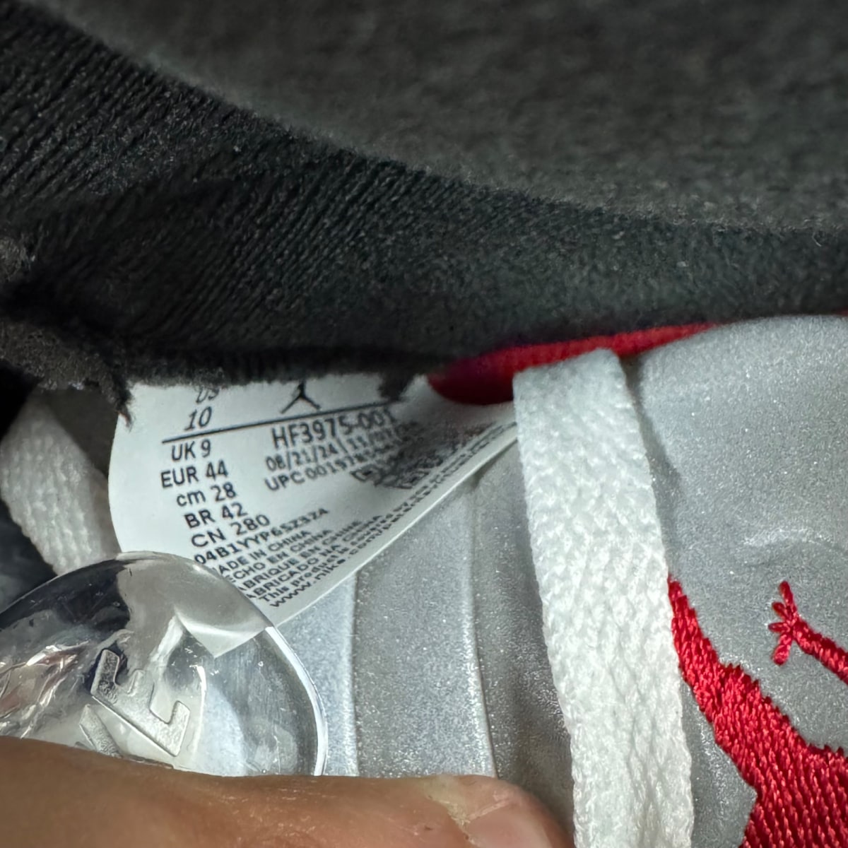 Jordan 5 Retro OG Black Metallic Reimagined - Image 8
