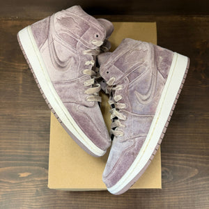 Air Jordan 1 Mid SE Purple Velvet (Women's) Size 10.5W (Pre-Owned) - Image 2
